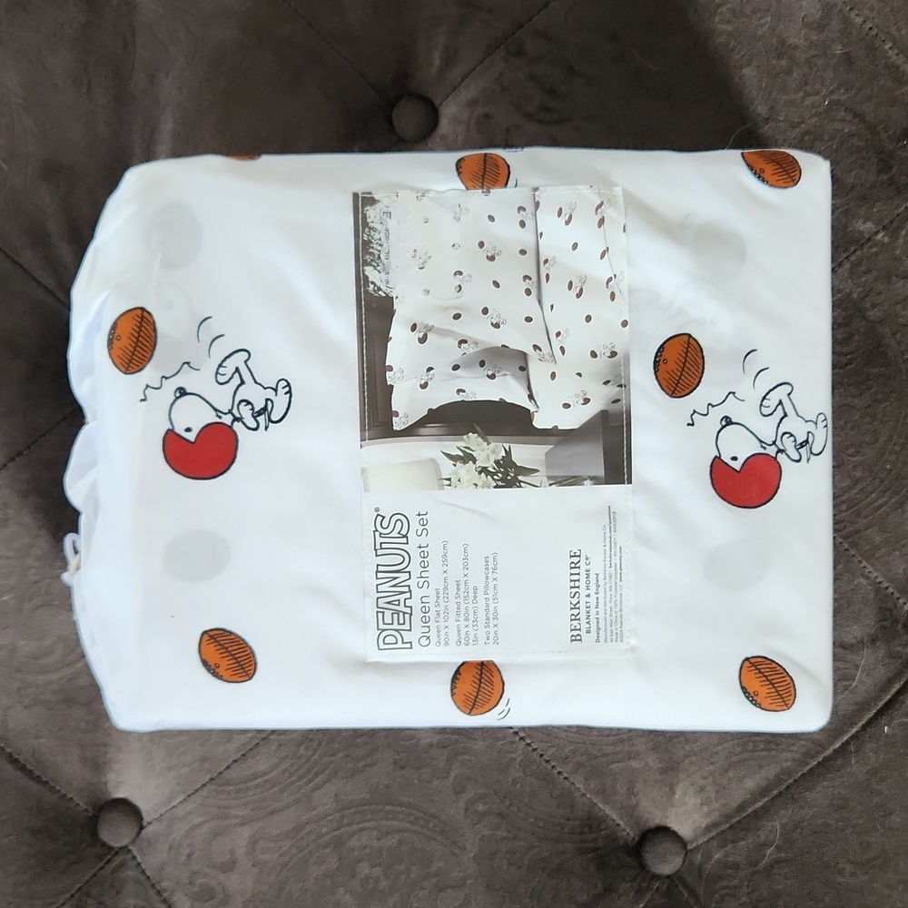Peanuts snoopy football queen sheet set